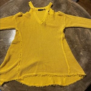 Blu pepper cold shoulder sweater